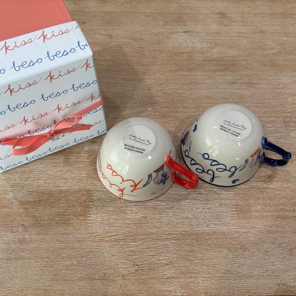 NWT Anthropologie Libby VanderPloeg Kisses Mugs, Set of 2 - Picture 5 of 10